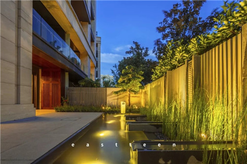 復地御西郊|山長水闊知何處