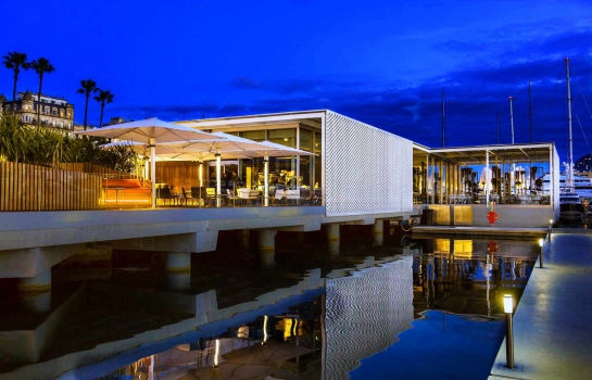 巴塞羅那“一洋”俱樂部