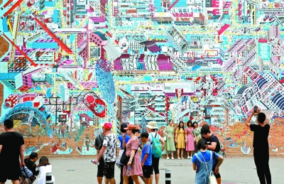 北京：798/751藝術(shù)設(shè)計(jì)園區(qū)躥紅