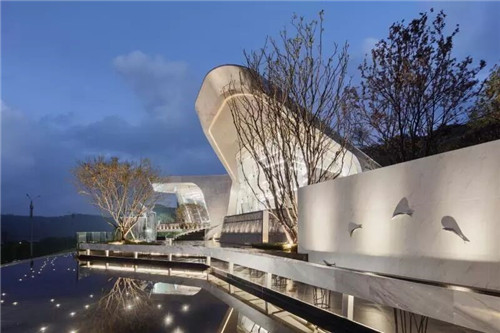 龍湖?春江天境 吉盛園林手繪江山畫卷