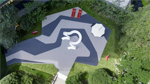 湖山有容,退貯溪谷——重慶弘陽·天宸一品