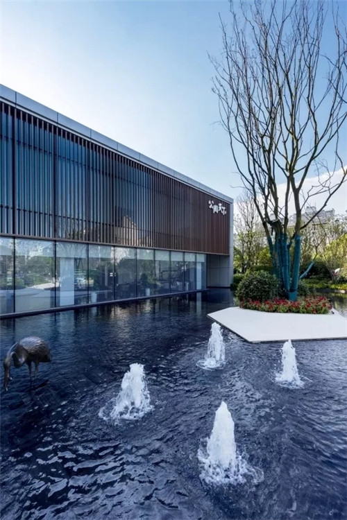 林深時歸家 ——美的新力公園天下