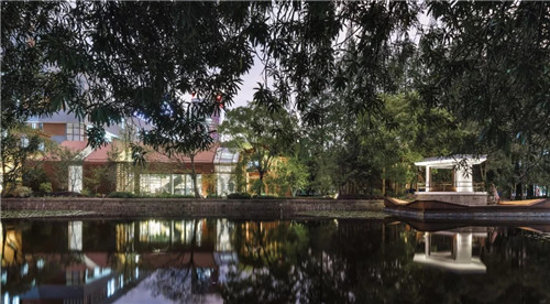 2019園冶杯專業獎丨上海華東師范大學麗娃河畔化雨書齋改造設計