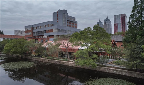 2019園冶杯專業獎丨上海華東師范大學麗娃河畔化雨書齋改造設計