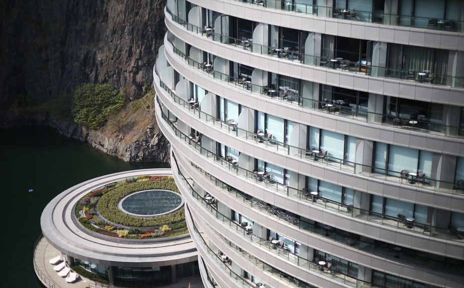 Steven NG:深坑酒店——見證中國的榮耀之路