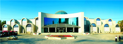 見證一個(gè)建筑師的夢(mèng)想 ——訪中國工程院院士王小東