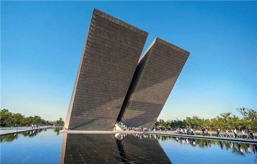 孟建民：談建筑的屬性