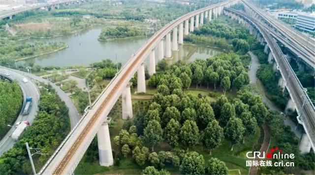 武漢青山區(qū)：從老鋼廠區(qū)到長江“綠帶”