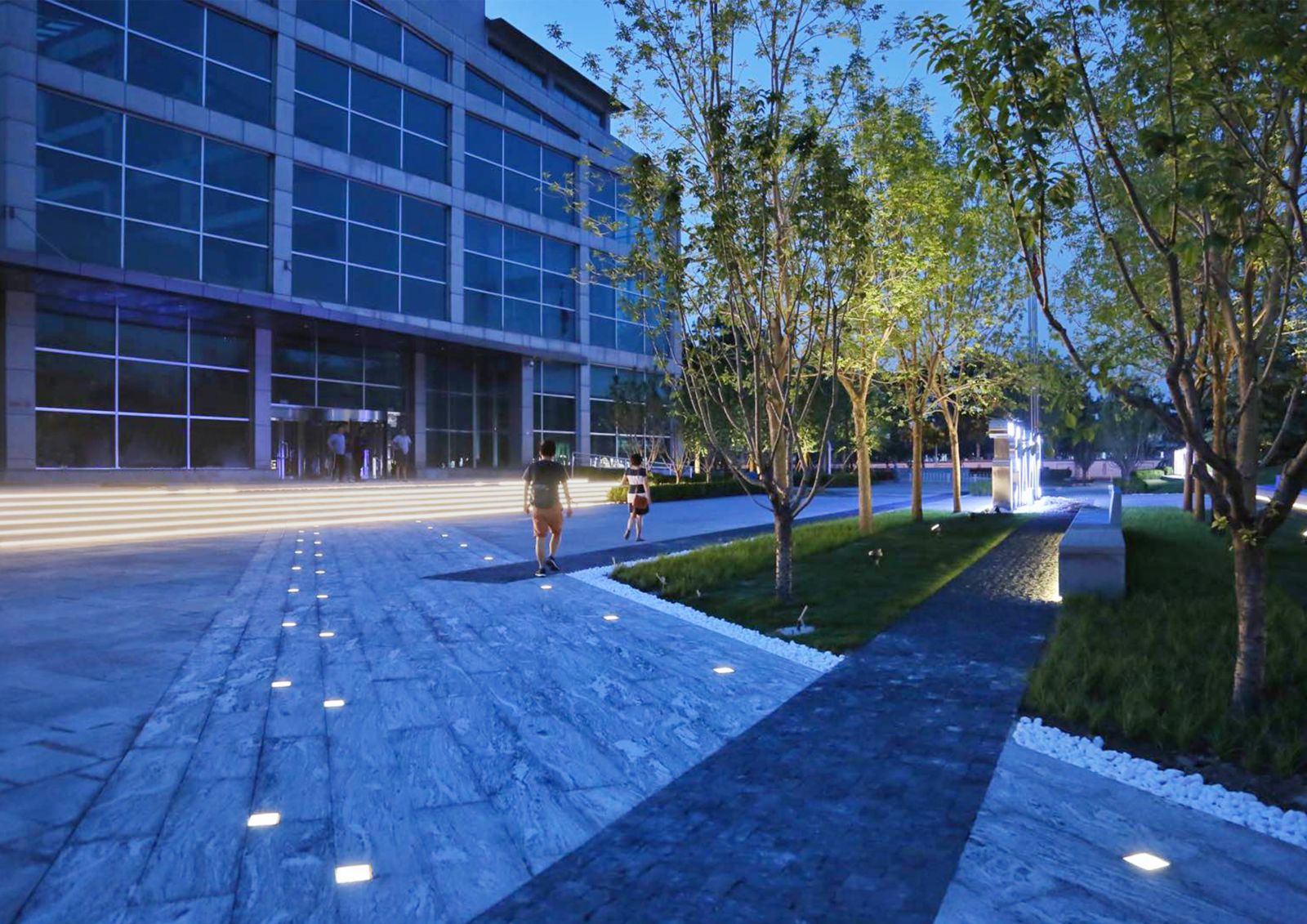 2019園冶杯專業(yè)獎(jiǎng)丨聯(lián)想科技園街景提升改造