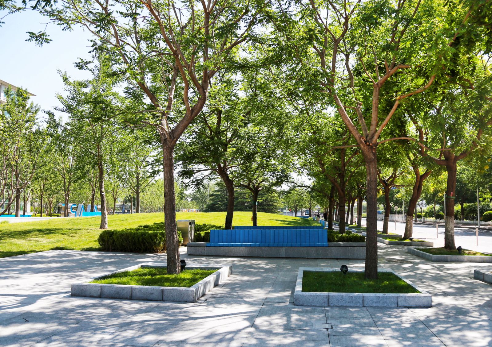 2019園冶杯專業(yè)獎(jiǎng)丨聯(lián)想科技園街景提升改造