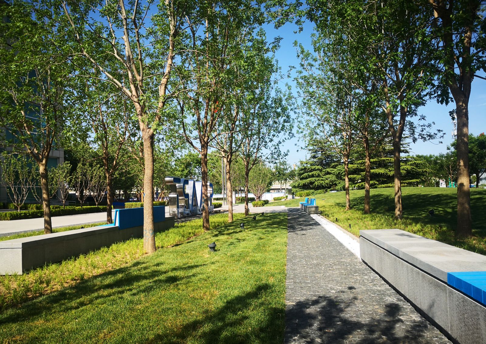 2019園冶杯專業(yè)獎(jiǎng)丨聯(lián)想科技園街景提升改造