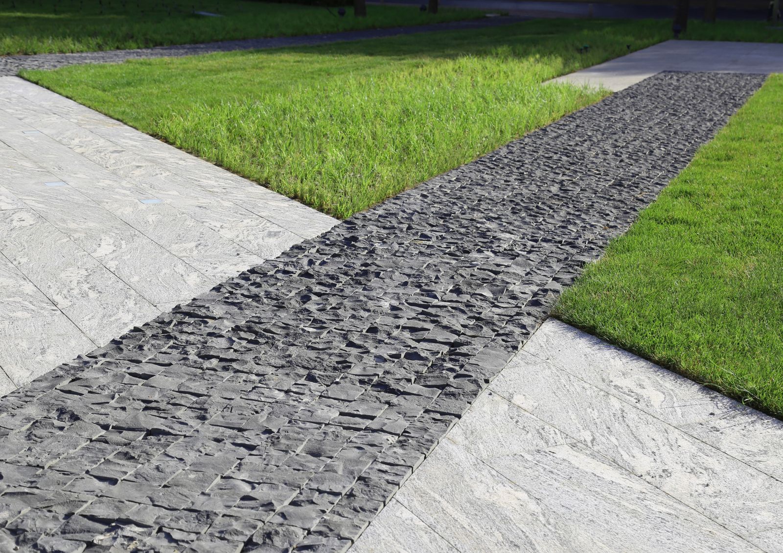 2019園冶杯專業(yè)獎(jiǎng)丨聯(lián)想科技園街景提升改造