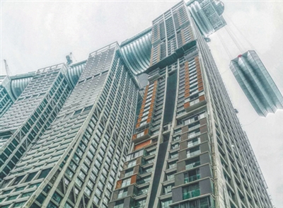 250米高空懸著國(guó)內(nèi)首個(gè)橫向摩天樓