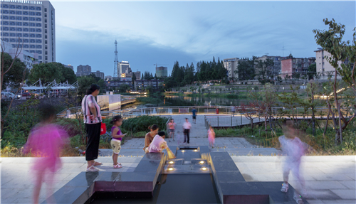 園冶杯專業(yè)獎(jiǎng)|池州護(hù)城河遺址公園景觀與海綿設(shè)計(jì)