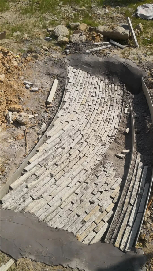 吉盛園林| 從國畫中走出來的融創(chuàng)·山曉