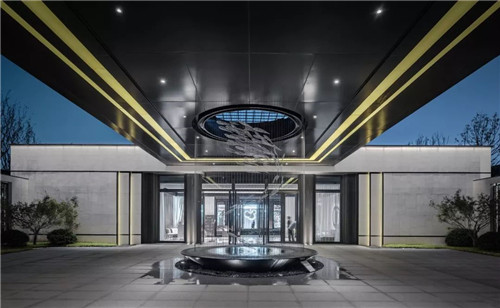 一只魚的自我意識 | 鎮江中南聆江閣