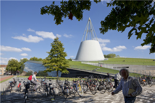 大學圖書館15000平方米地下書庫