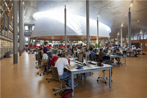 大學圖書館15000平方米地下書庫