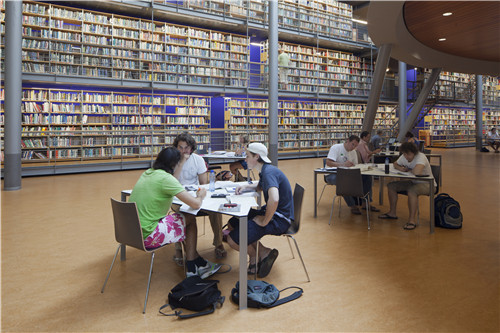 大學圖書館15000平方米地下書庫