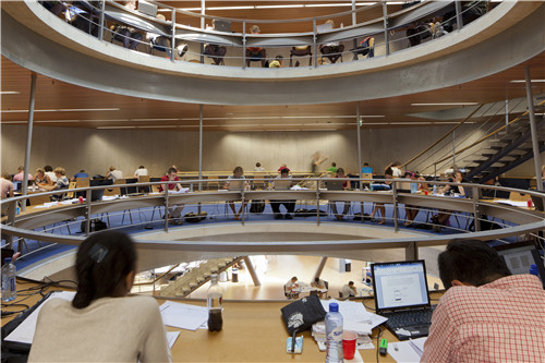 大學圖書館15000平方米地下書庫