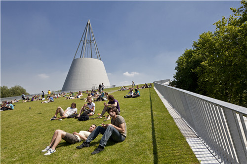 大學圖書館15000平方米地下書庫