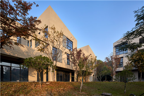 地域建筑文化的抽象化傳承-南京椏溪慢城小鎮(zhèn)