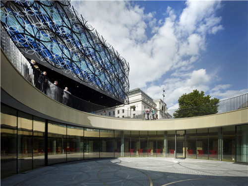 伯明翰圖書館與英國(guó)REP劇院合二為一