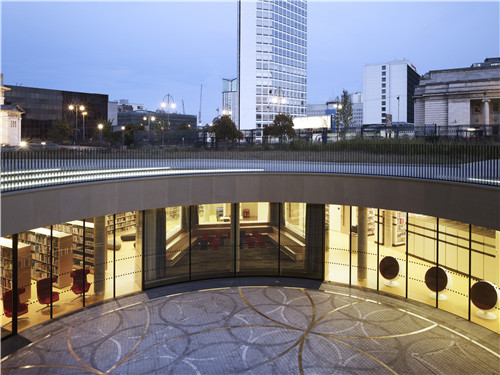 伯明翰圖書館與英國(guó)REP劇院合二為一