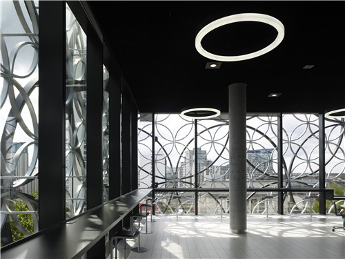 伯明翰圖書館與英國(guó)REP劇院合二為一