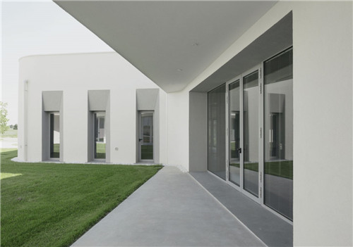 意大利校園節(jié)能樓