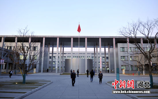 參觀雄安首個“魯班獎”建筑 感受別樣體驗