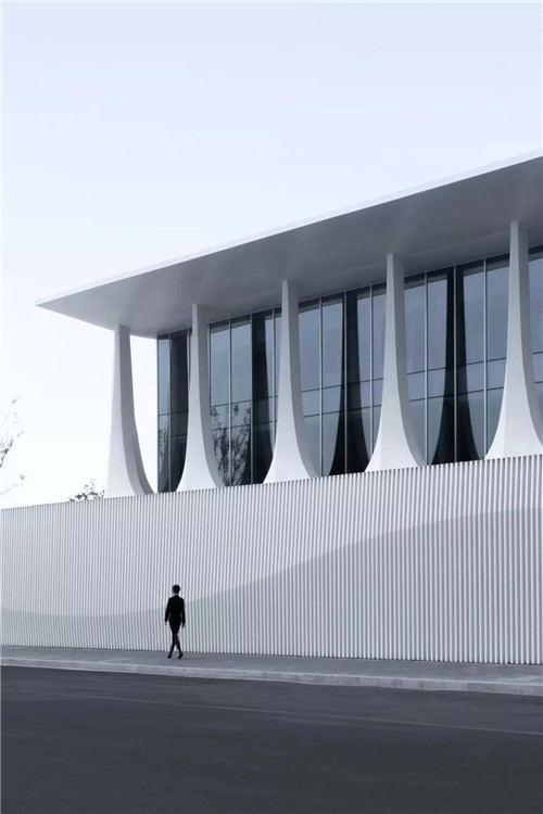 流動的藝術館·與城共舞|海！左岸藝術中心