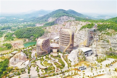 南京：“狗啃似的”廢棄礦山換了新顏