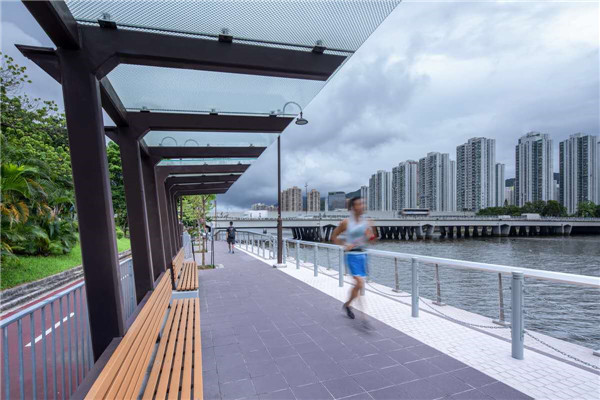 充滿活力的散步道活動場所——香港沙田濱河棧道
