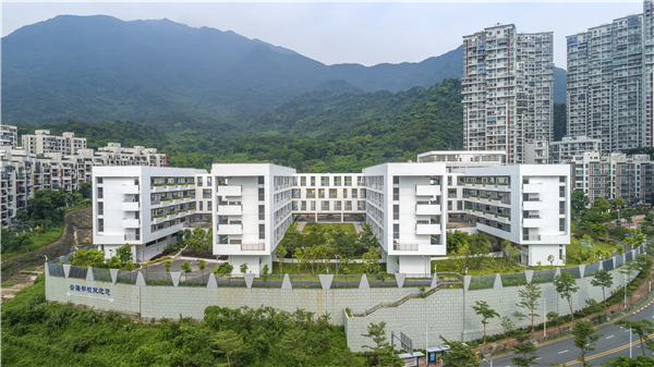 深圳云海學校:以高效布局應對復雜場地