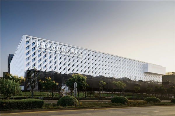 揭秘！曾變身武漢方艙醫(yī)院的中國(guó)光谷科技會(huì)展中心