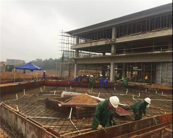 南昌金地金茂正榮悅風(fēng)華示范區(qū)