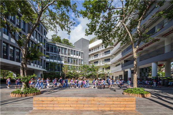 深圳香山里小學：開放、多層次的復合教學空間