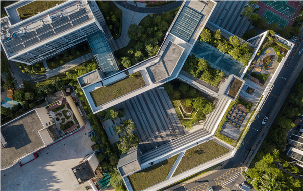 深圳香山里小學：開放、多層次的復合教學空間