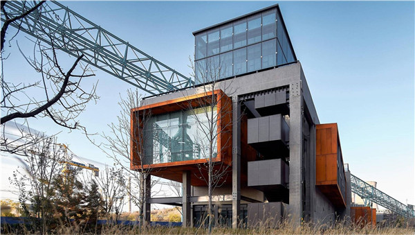 北京首鋼西十冬奧廣場