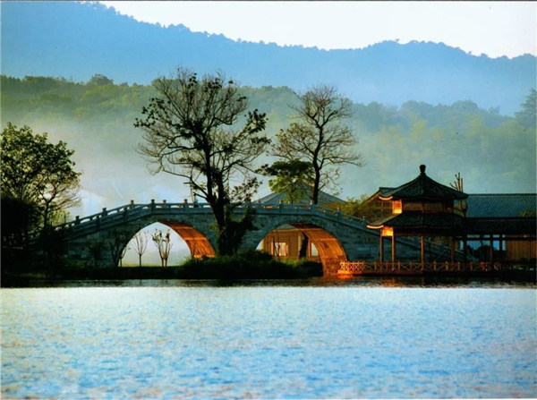 張建庭：杭州新西湖修復經驗