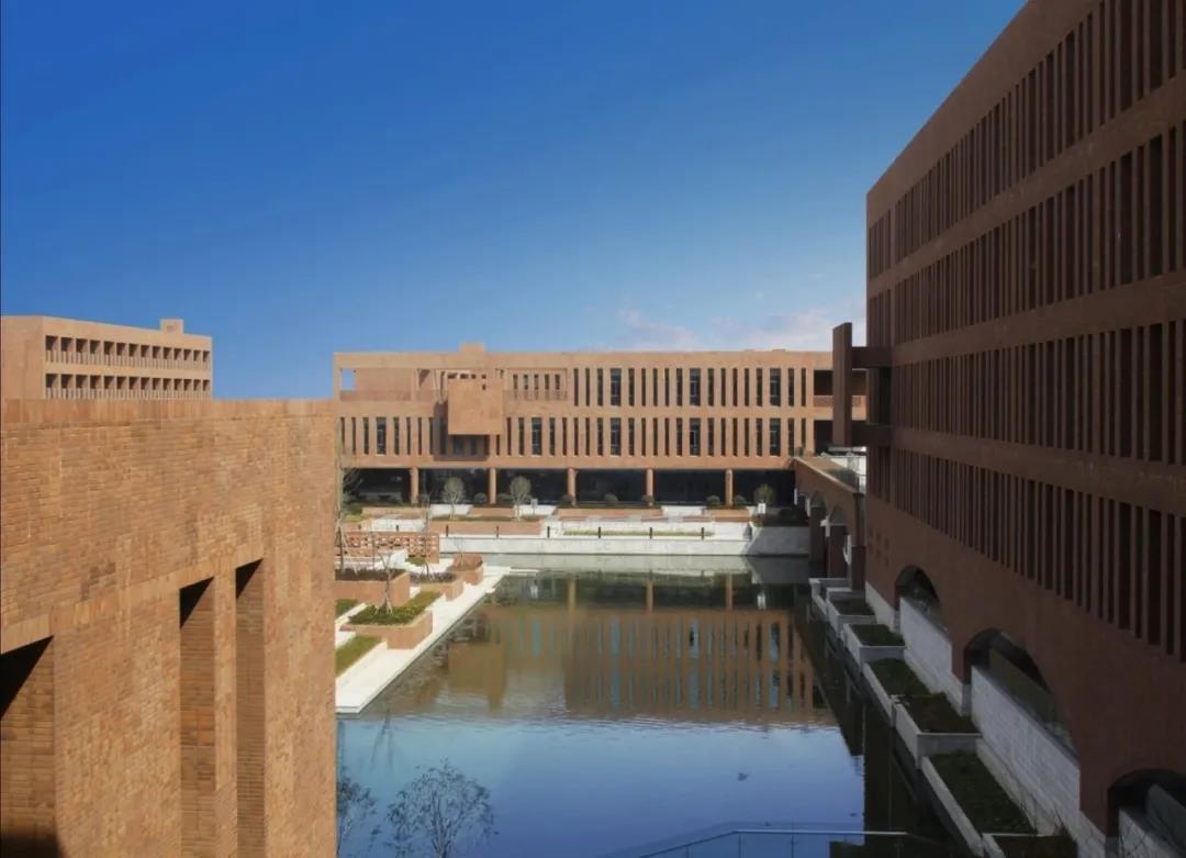 高裕江:中庸建構