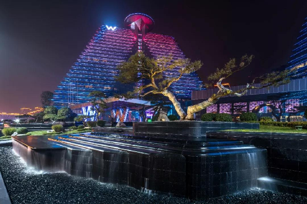 DELD當代景觀丨萬眾國際廣場W hotel