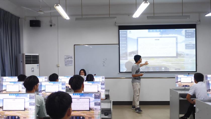 武漢高校創(chuàng)新課程讓學(xué)生真實(shí)體驗(yàn)廢棄礦山景觀修復(fù)設(shè)計(jì)