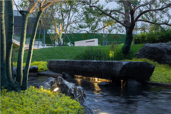 睿住天元丨美的·新希望錦云湖光