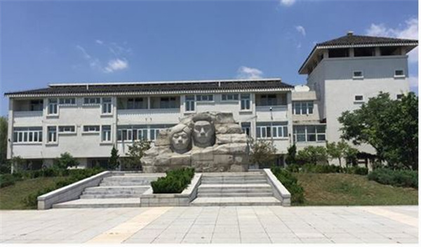 品鑒紅色景觀,追尋紅色記憶