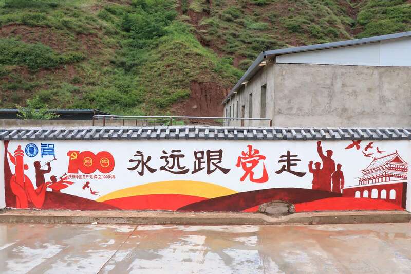 天津大學用“說話的景觀墻”扮靚美麗鄉村