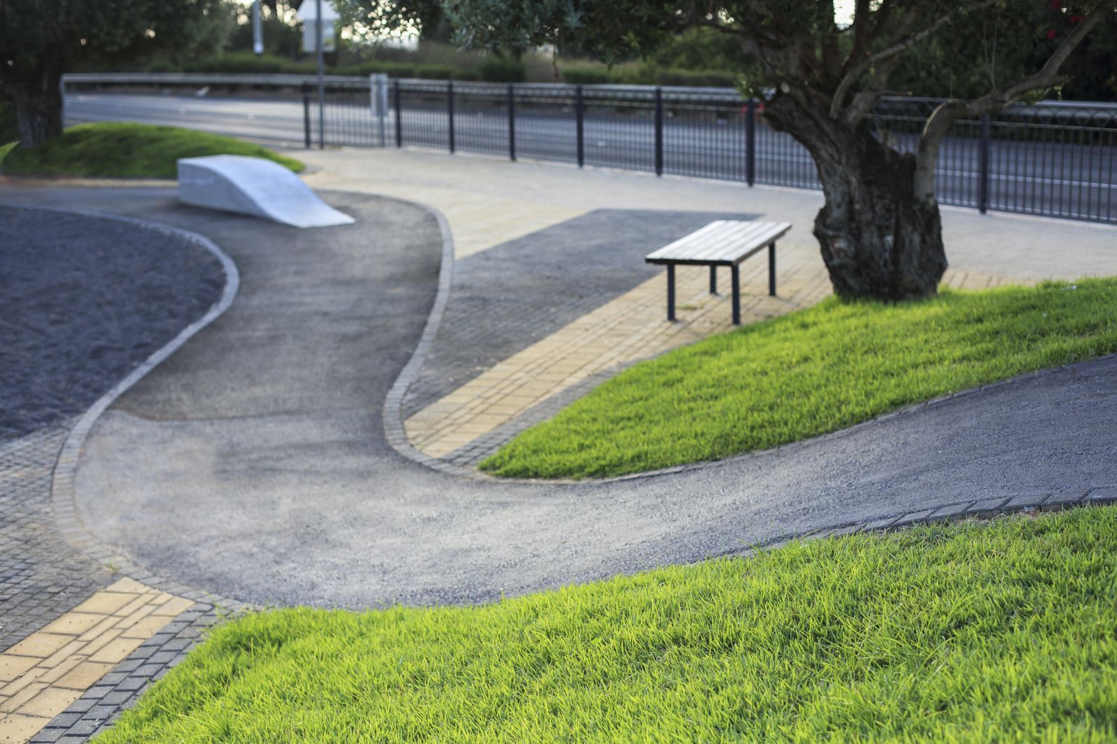 賓亞米納體育公園