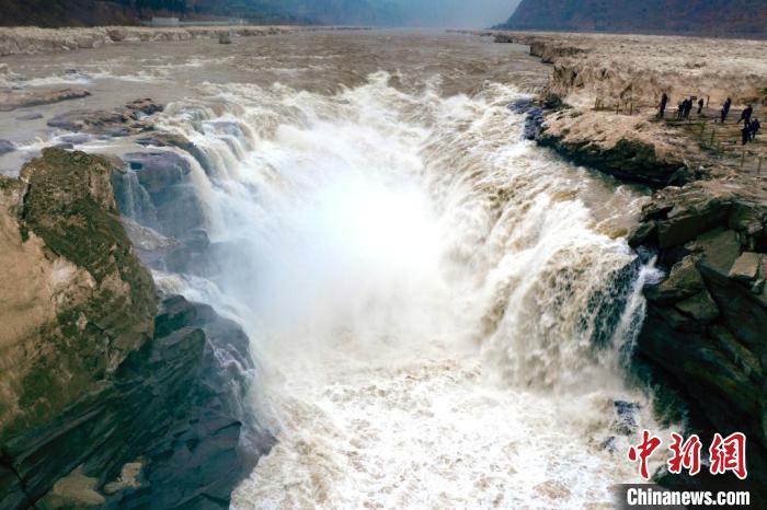 嚴禁偷窺大好河山?“圍欄擋景”到底在擋什么?