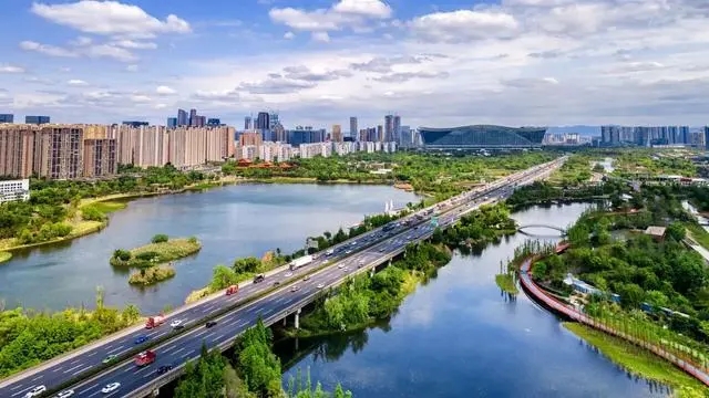 建“公園城市”，要新要美要科學(xué)